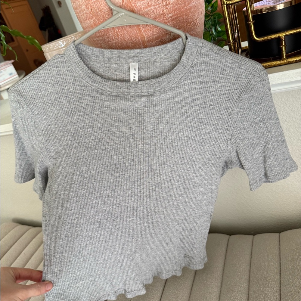Fabletics Gray Ribbed Short Sleeve Tee - Picture 6 of 6